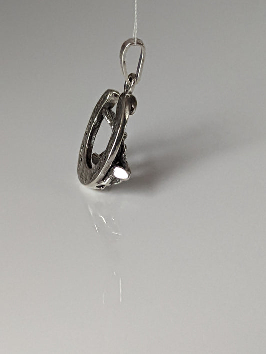 Silver Steed Oak & Horseshoe Silver Pendant