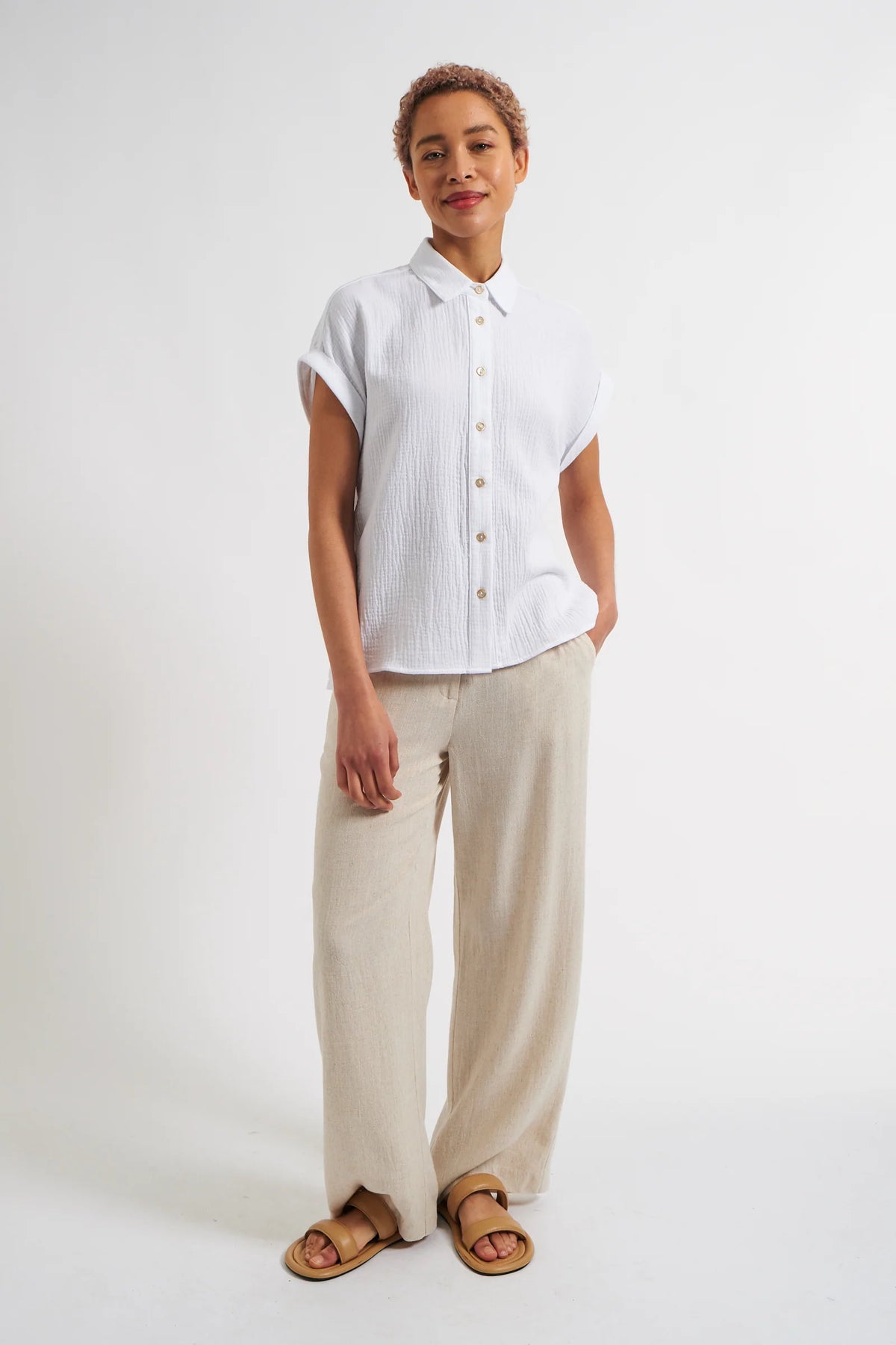 Abinaya Double Gauze Short Sleeved Shirt - White