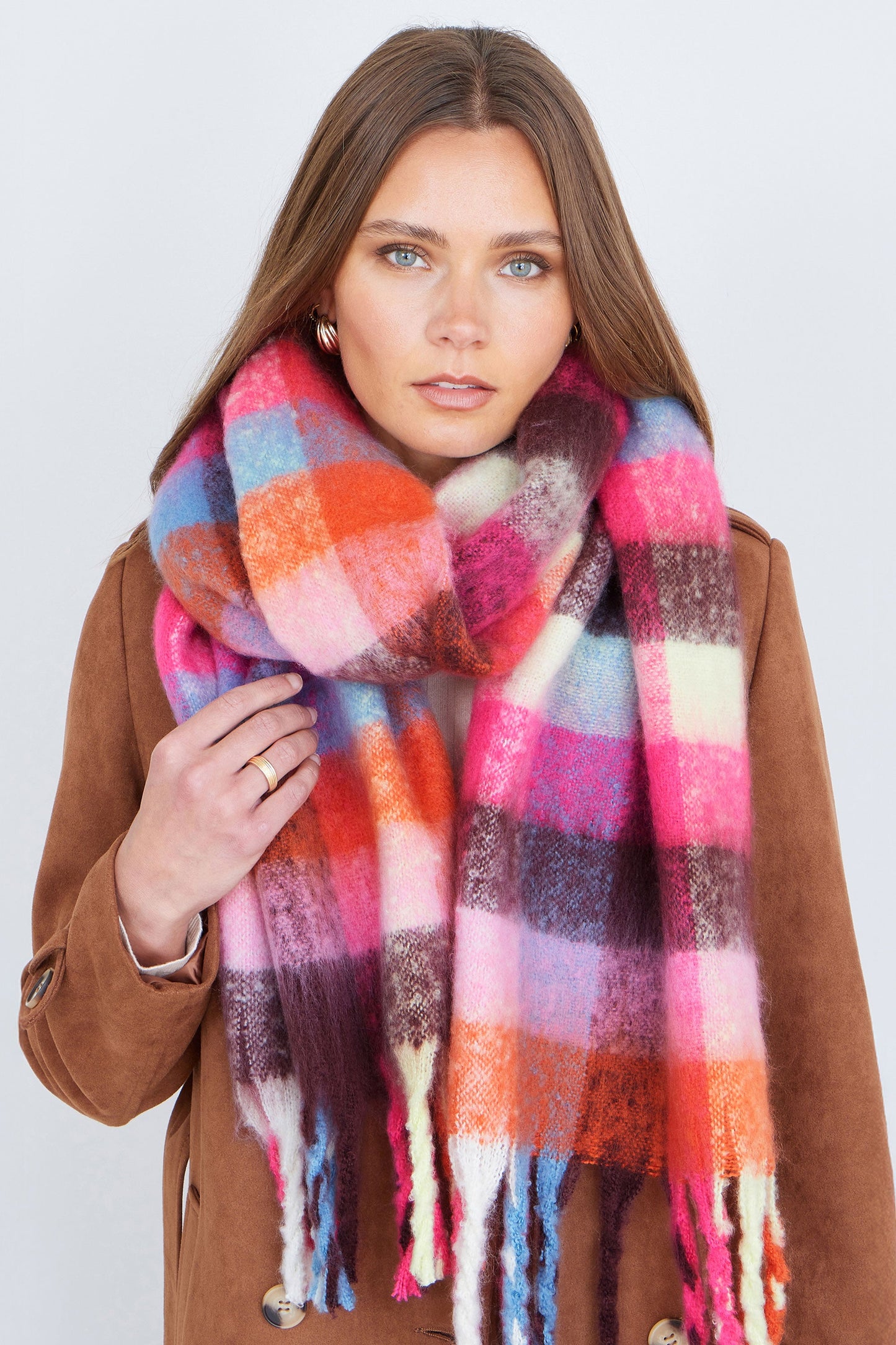 Yumi Colour Block Super Fluffy Scarf
