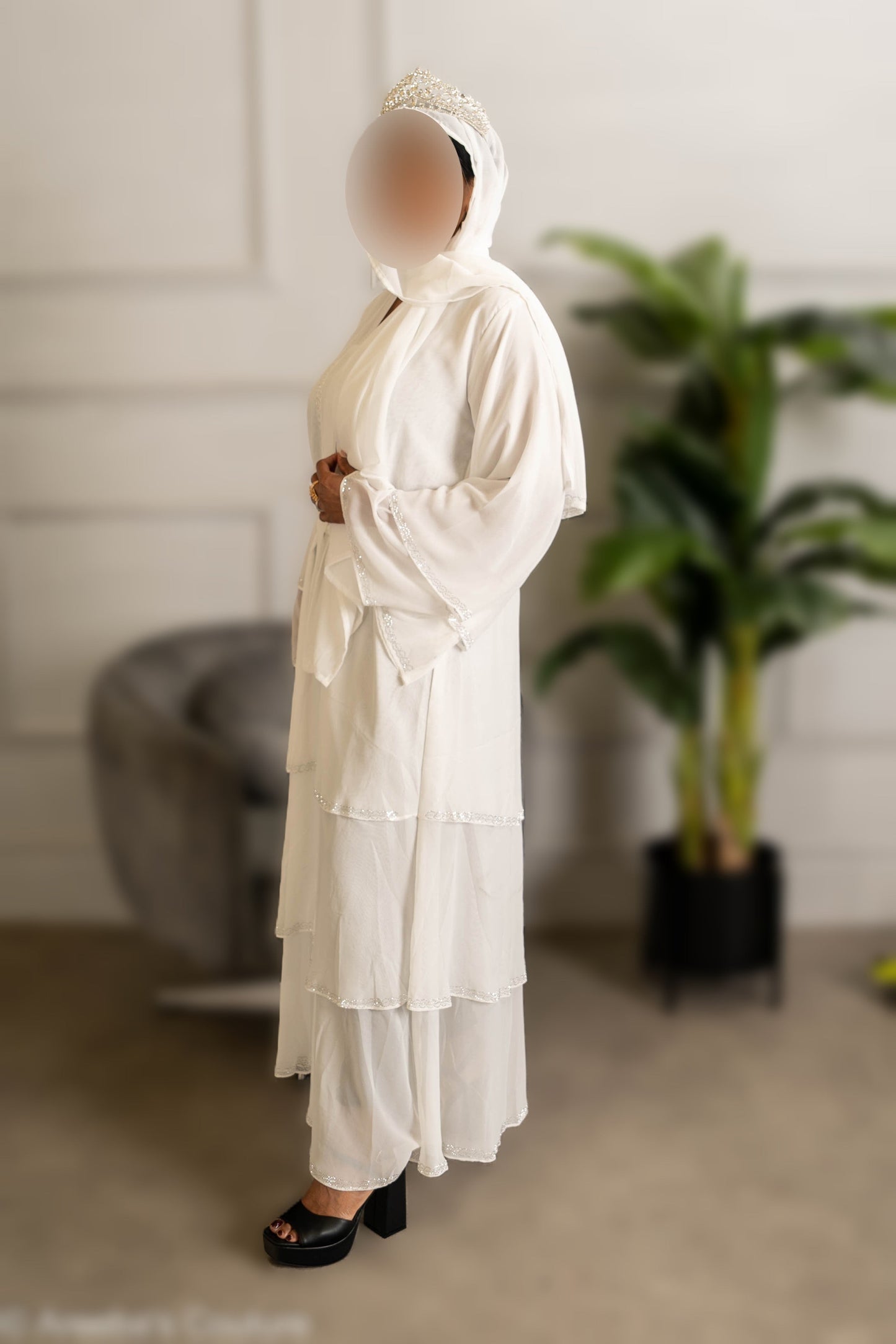 Chiffon Triple Layered Abaya in Vibrant Teal for Elegance and Comfort
