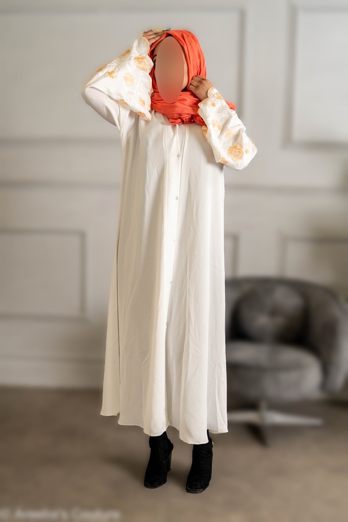 White Abaya with Embroidered Sleeves - High-Quality Fabric & Intricate Embroidery for Elegance and Sophistication ID