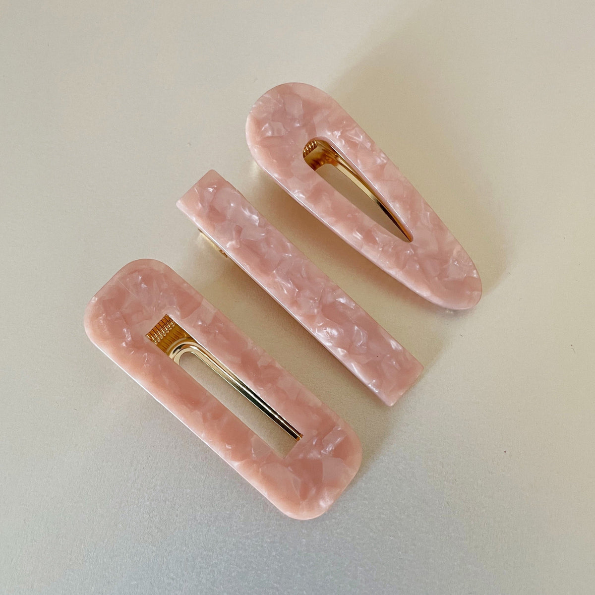 Hema Blush Swirl Hair Clip Set