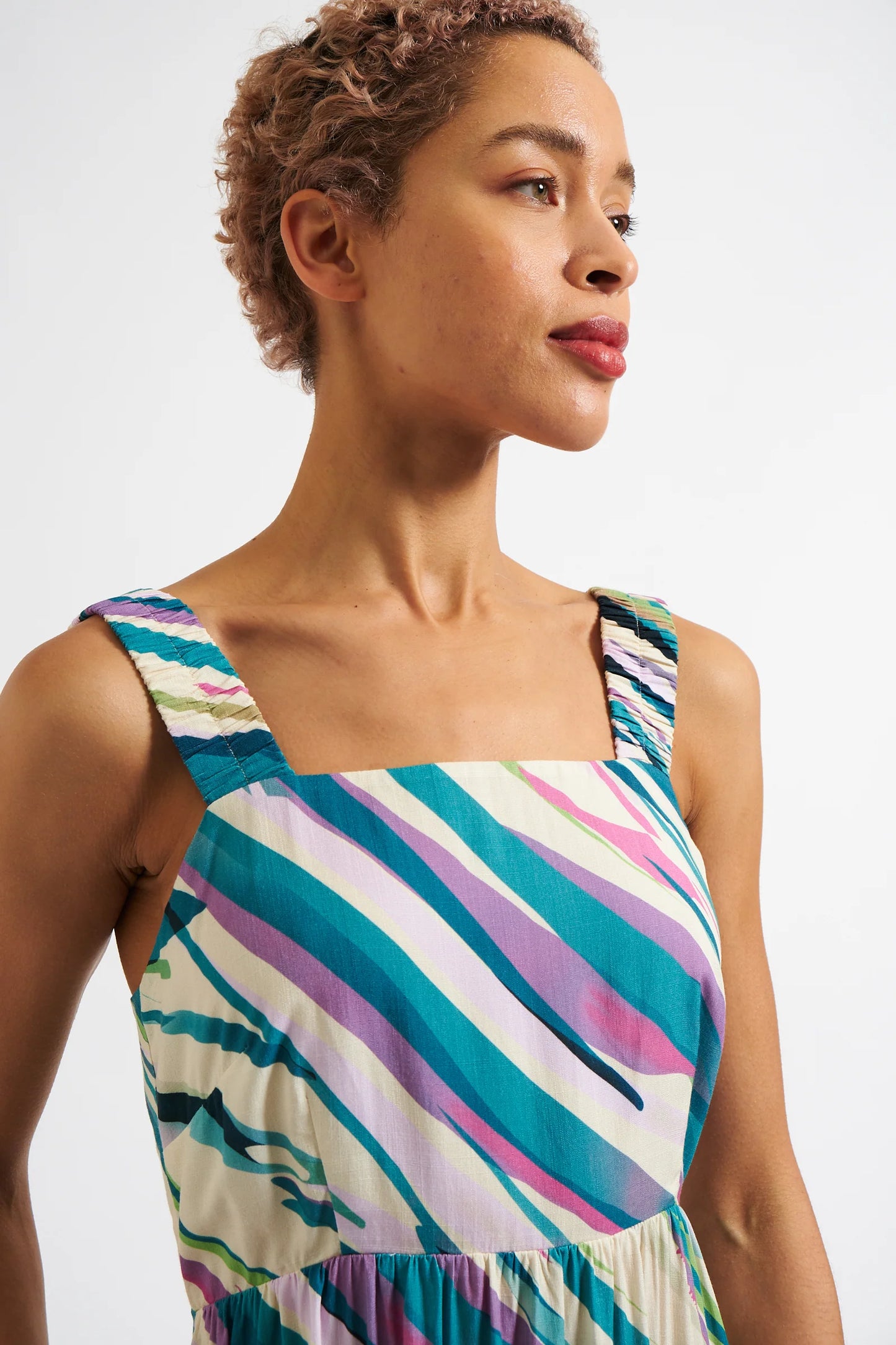 Jema Diagonal Wave Print Midi Sundress