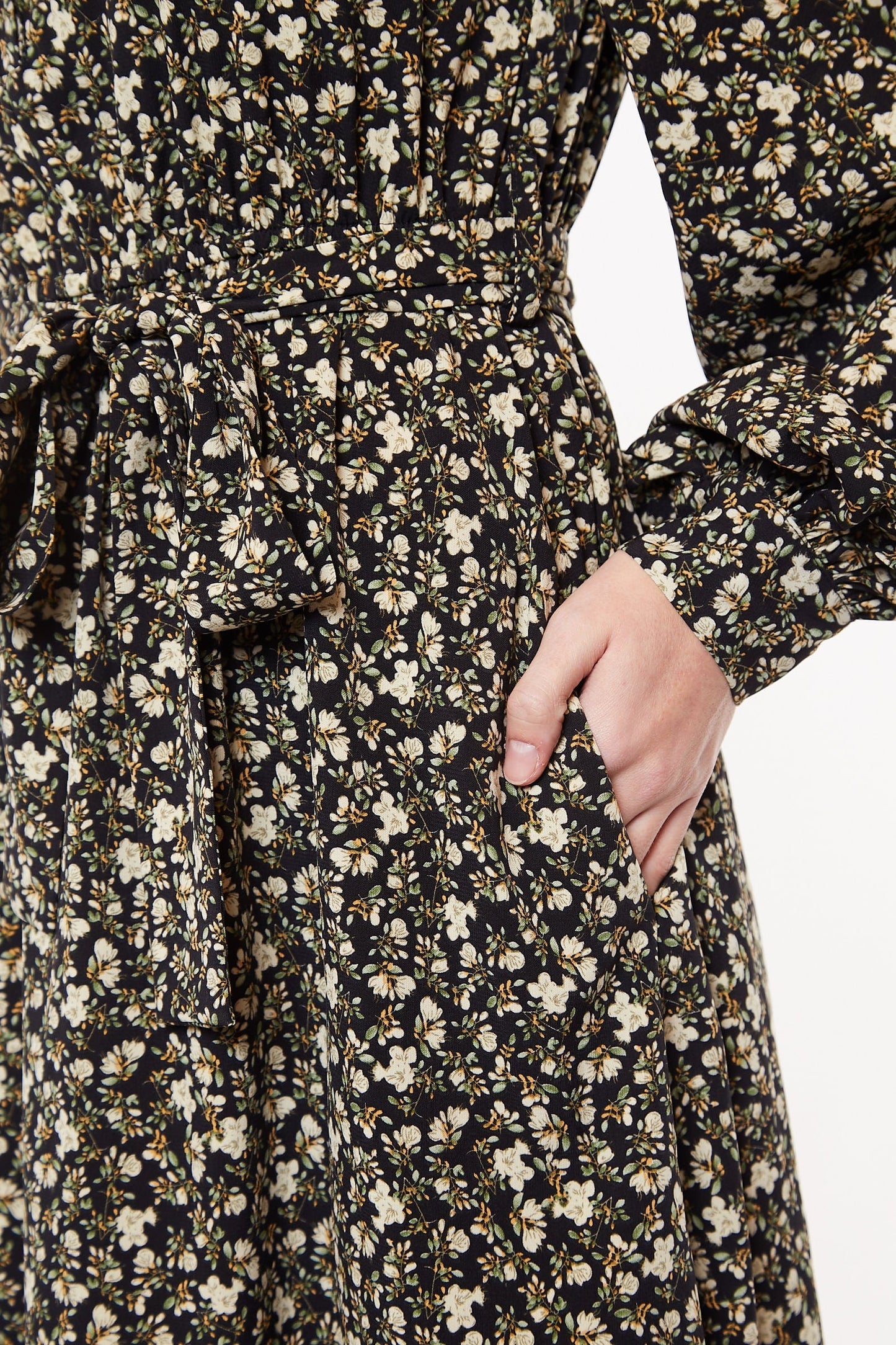Leonie Winter Garden Print Long Sleeved Midi Shirt Dress