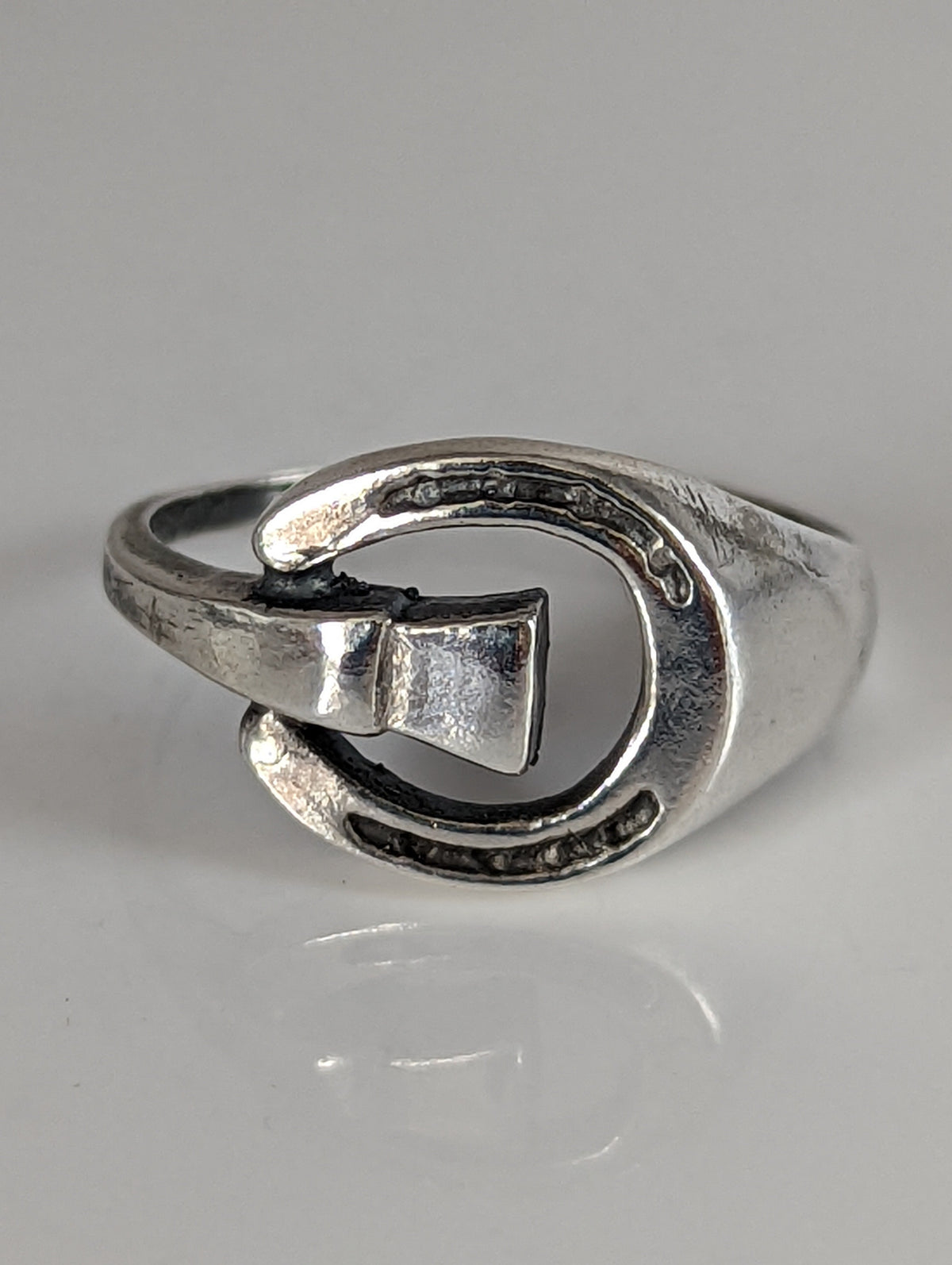 925 Silver Horseshoe Ring – Equestrian Symbol & Gift for Him or Her