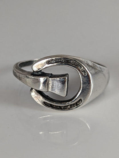 925 Silver Horseshoe Ring – Equestrian Symbol & Gift for Him or Her