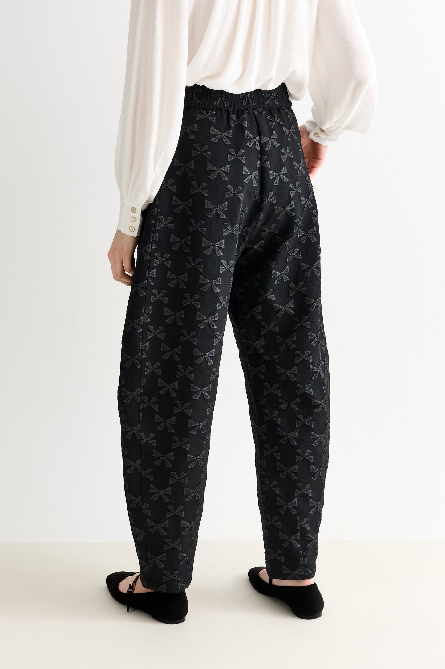 Sutton Black Bow Jacquard Barrel Trousers